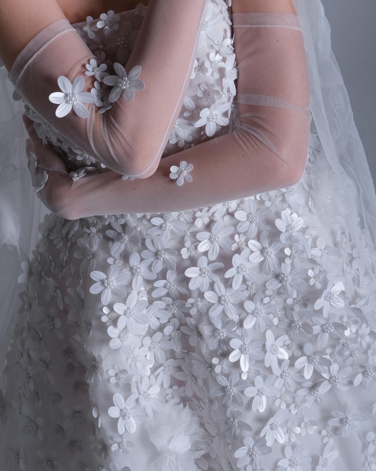 Vestido de Noiva LumiGown 2026 - Embroidery Veil avaliação e preço