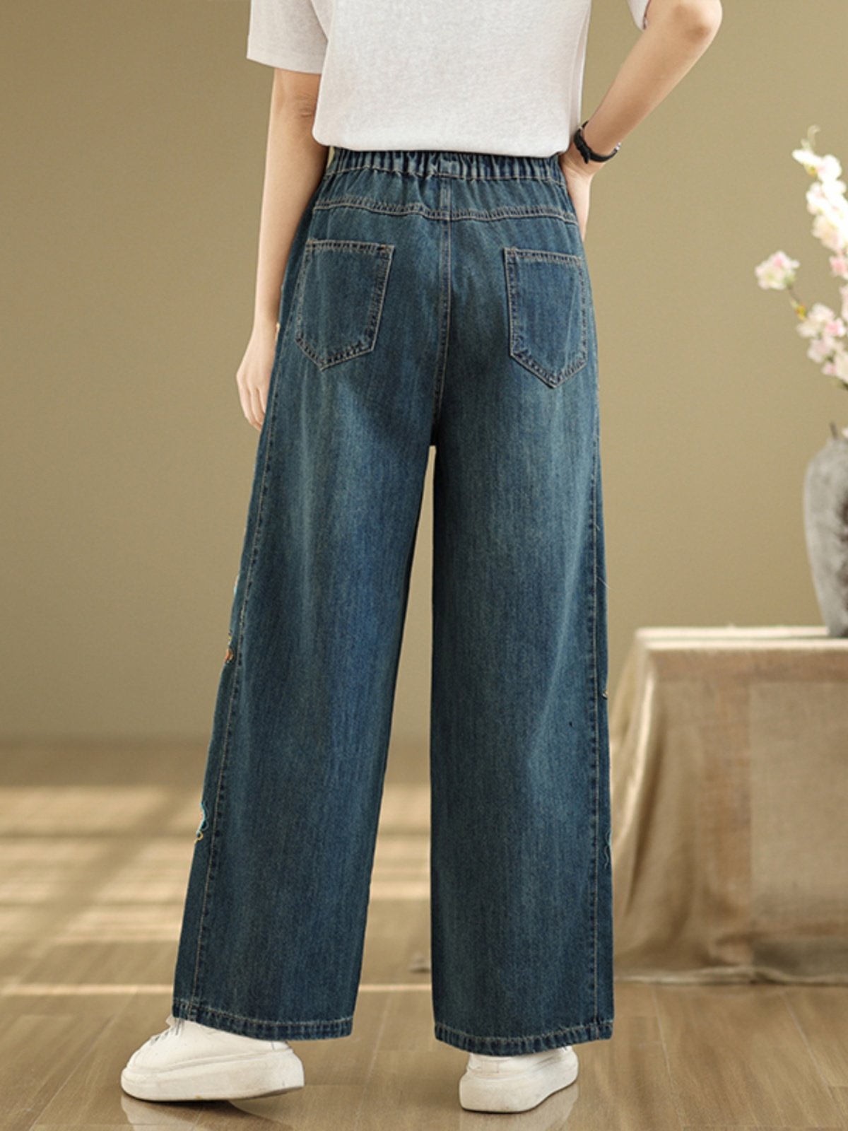 Calças Jeans Femininas com Bor - Embroidery Unique Design avaliação e preço