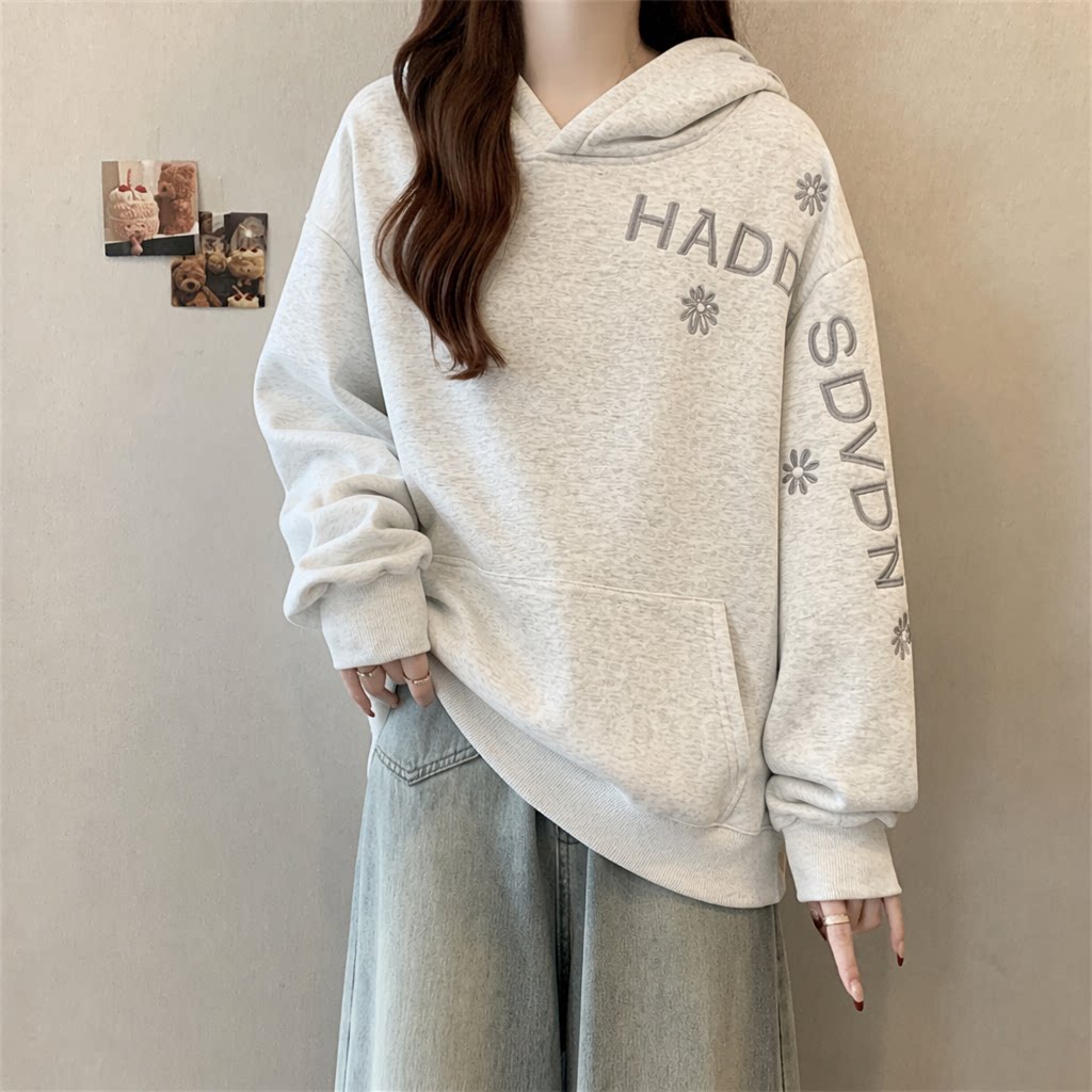 Moletom Feminino Liso com Capu - Embroidery Letter N avaliação e preço